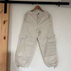 Old Navy Light Khaki Cargo Pants